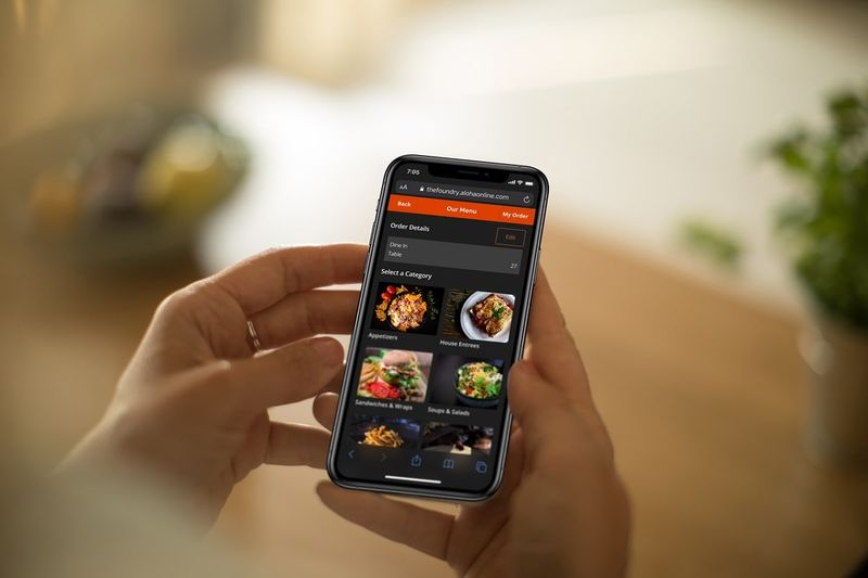 NCR Voyix Contactless Ordering